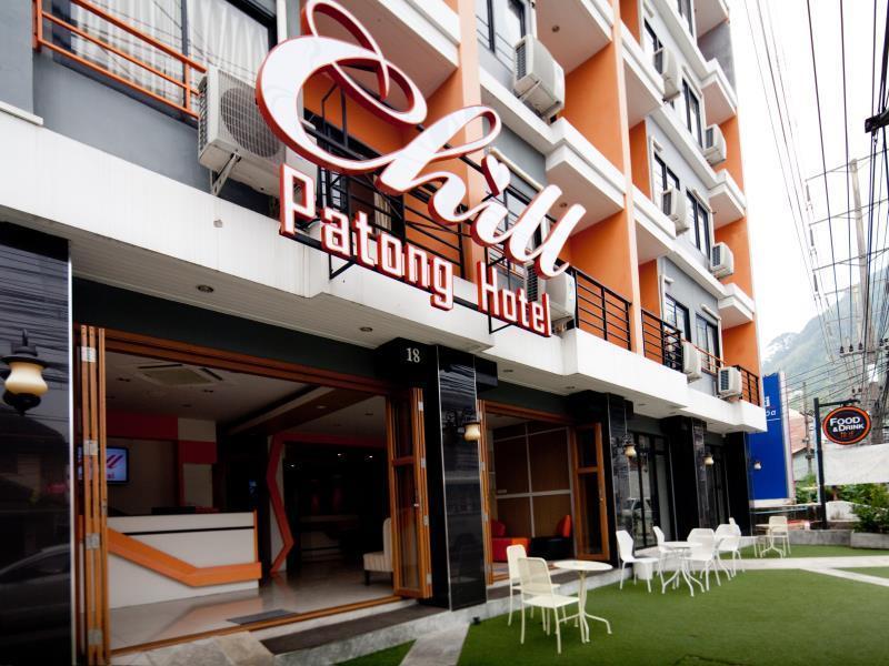 Chill Patong Hotel Esterno foto