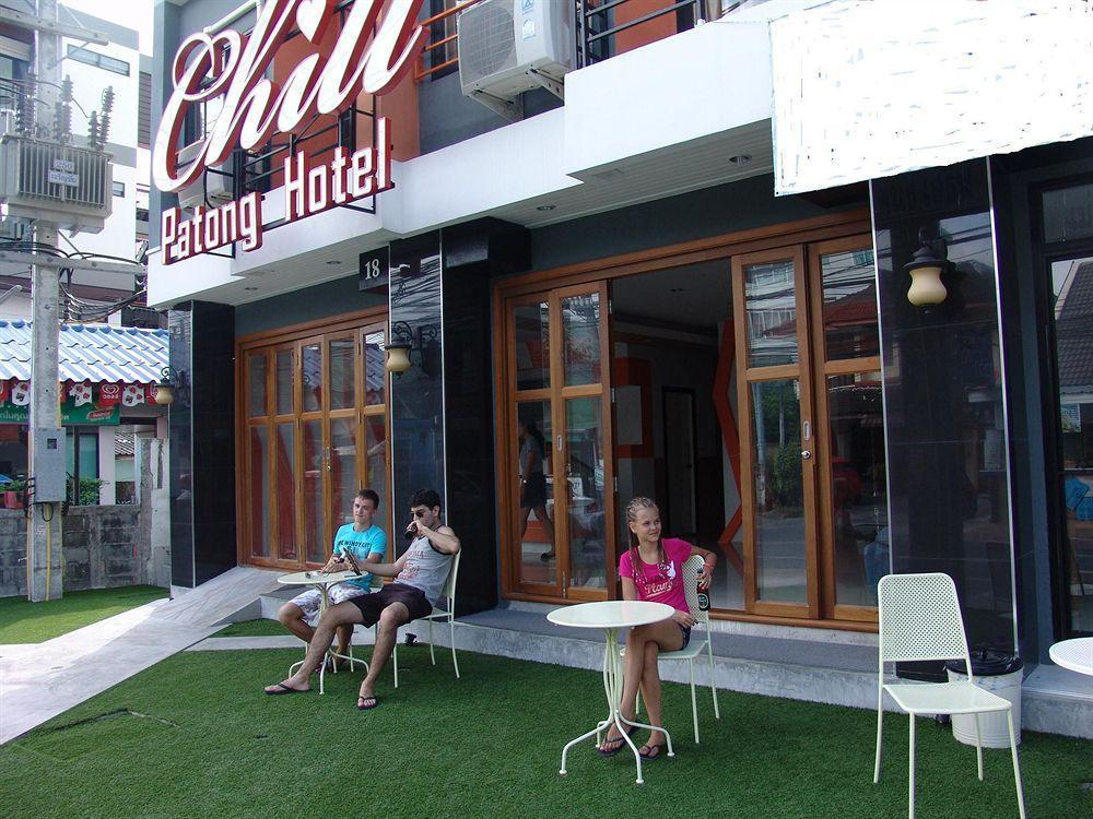 Chill Patong Hotel Esterno foto