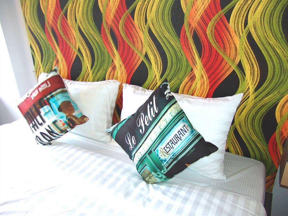 Chill Patong Hotel Esterno foto