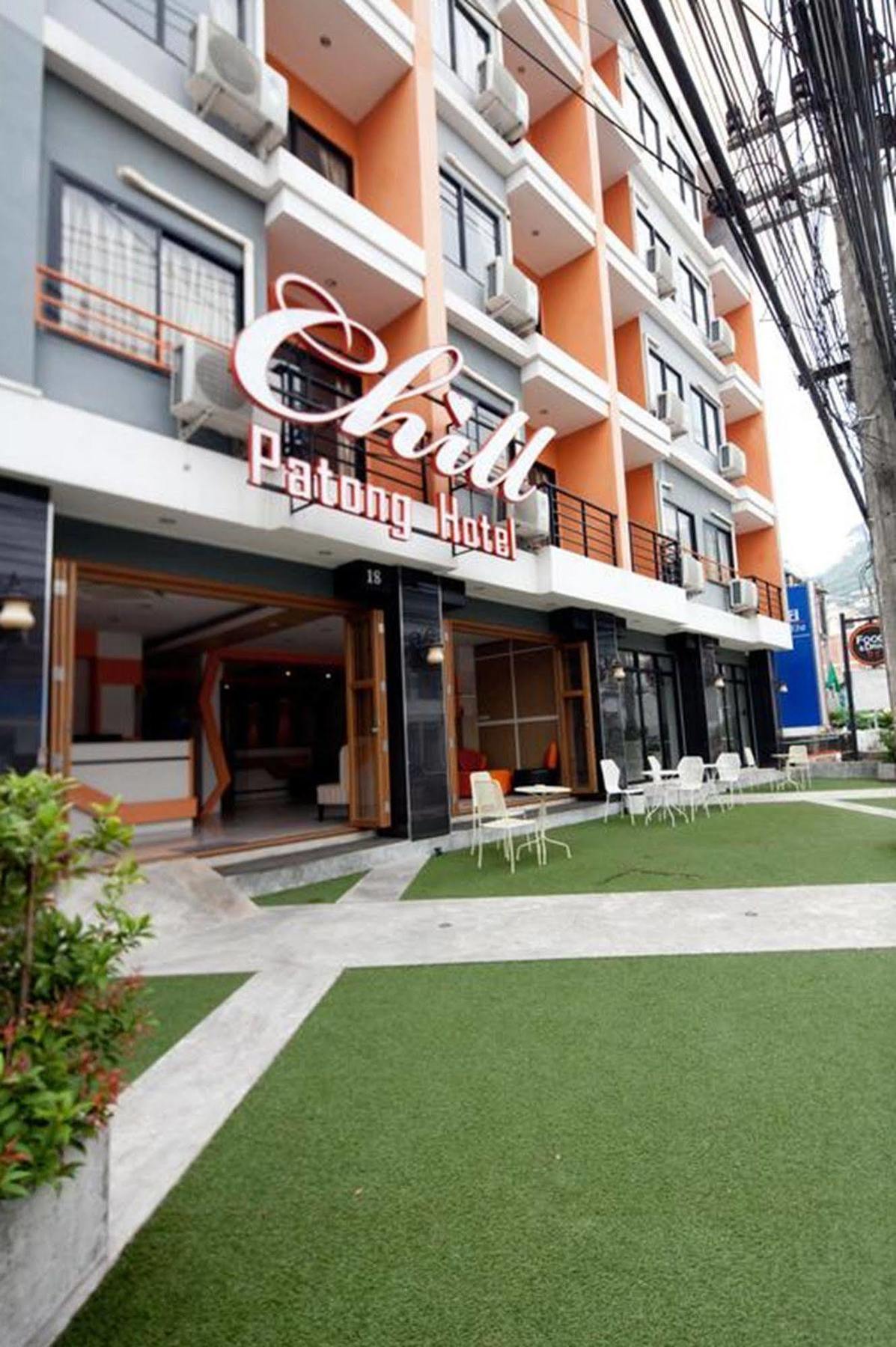 Chill Patong Hotel Esterno foto