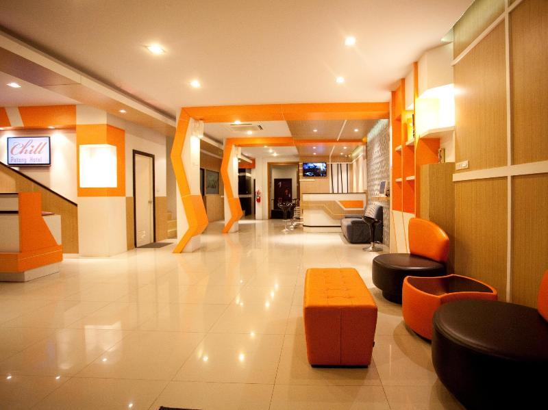 Chill Patong Hotel Esterno foto